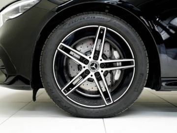 Mercedes Klasa E W214 All-Terrain 2.0 220d 197KM 2026 220 d 4M Pakiet wyposażenia AMG Premium + Night + Kamera 360 + Hak, zdjęcie 17
