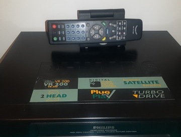 Видеорегистратор PHILIPS VHS с пультом, гарантия.