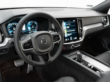 Volvo V60 II  2021 Volvo V60 WND5422A#B4 D R-Design Podgrz.f K.cof, zdjęcie 5