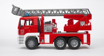 U02771 Модель пожарной машины MAN с лестницей 1:16