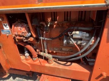 Цепной экскаватор Ditch Witch 7510 4x4x4 44 900 злотых нетто