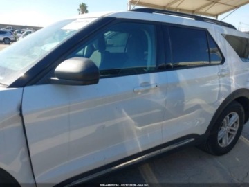 Ford Explorer VI 2023 Ford Explorer XLT 2023 2.3 Benzyna 300KM, zdjęcie 2