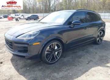 Porsche Cayenne III 2019 Porsche Cayenne Turbo 2019 4.0 Benzyna 541KM