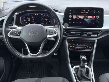 Volkswagen T-Roc I SUV Facelifting 1.5 TSI ACT 150KM 2022 Volkswagen T-Roc reflektory LED Digital Cockpit kamera tempomat aktywny, zdjęcie 15