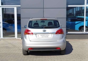 Kia Venga Mikrovan 1.6 CRDi 128KM 2015 Kia Venga 1.6 ON 128KM L Serwis ASO Gwarancja Podgrzewane fotele 1.6 Diesel, zdjęcie 6
