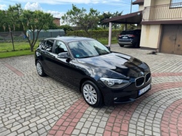 BMW Seria 1 F20-F21 Hatchback 5d 116i 136KM 2011 BMW Seria 1 BMW Seria 1 1.6 F20 SPORT LINE BEZWYPADKOWY SERWISOWANY, zdjęcie 2