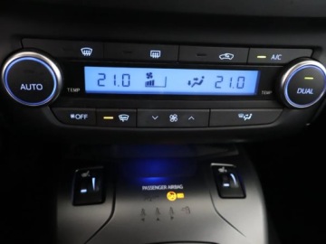 Toyota Avensis III Wagon Facelifting 2015 2.0 D-4D 143KM 2018 Toyota Avensis 2.0 D-4D, Salon Polska, VAT 23%, zdjęcie 18