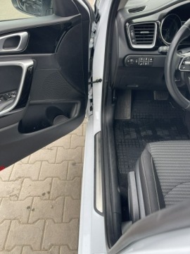 Kia Ceed III Kombi Facelifting 1.6 GDI PHEV 141KM 2023 Kia Cee'd PL Hybryda Plug IN Automat Kamera, zdjęcie 5