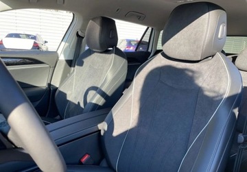 Volkswagen Passat B8 Variant Facelifting 1.5 TSI EVO 150KM 2025 Volkswagen Passat Elegance 1.5 TSI ACT mHEV DSG 1.5 Benzyna 150KM, zdjęcie 5