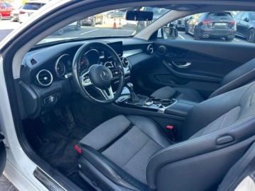 Mercedes Klasa C W205 Kabriolet Facelifting 1.6 200d 160KM 2019 Mercedes-Benz Klasa C 200 d ManualLedParktronicSalon PL 1.6 Diesel 160KM, zdjęcie 6