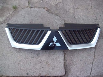 Atrapa, grill MITSUBISHI Outlander