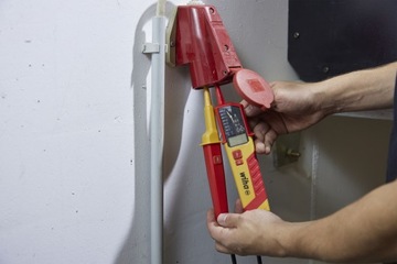 ТЕСТЕР НАПРЯЖЕНИЯ И ПРОБЛЕМНОСТИ WIHA 0,5–1000 В переменного тока CAT IV 45217