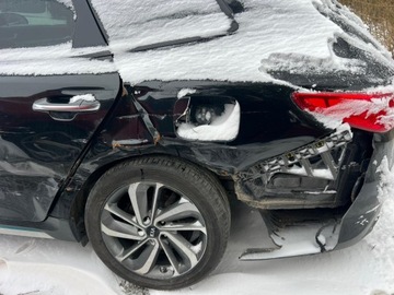 Kia Optima II 2019 KIA OPTIMA 2.0 GDi Plug-In Hybrid 156 KM, automat, lekko uszkodzony, zdjęcie 5