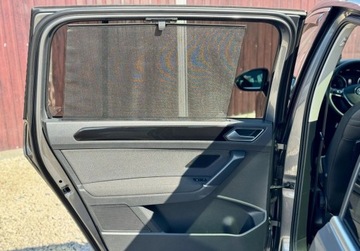 Volkswagen Touran III 2.0 TDI 150KM 2016 Volkswagen Touran 2.0 TDI CR TOP LED DSG Nvi kamera PDC Highline Panorama, zdjęcie 29