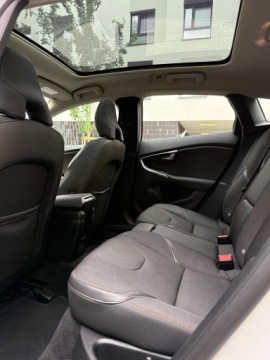 Volvo 2018 Volvo V40 Cross Country D4 Momentum, 190 KM, 2018 r., zdjęcie 12