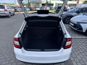 Skoda Rapid II Liftback Facelifting 1.0 TSI 95KM 2018 Škoda RAPID 1.0 TSI Ambition, zdjęcie 23