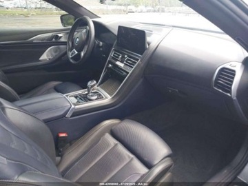 BMW Seria 8 II 2023 BMW Seria 8 M850I XDRIVE 2023, od ubezpieczalni 4.4 Benzyna 523KM, zdjęcie 6