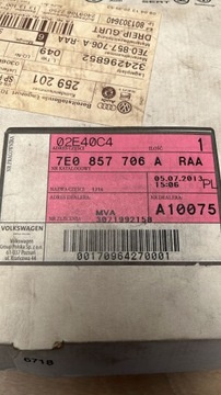 7E0857706ARAA PAS BEZPEČNOSTI VW T6