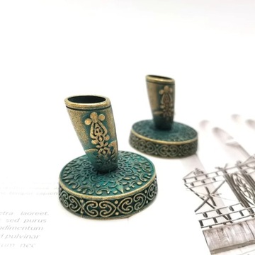 1 PC Vintage European Style Pen Holder with Metal Round Base for Feather
