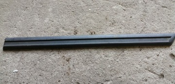 RENAULT CLIO I LISTWA DRZWI LEWA TYLNA 7700795992