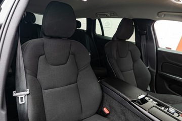 Volvo V60 II  2020 VOLVO V60 T6 AWD R-Design aut Combi 2.0 255KM 2020, zdjęcie 6