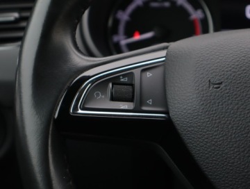 Skoda Octavia III Liftback Facelifting 1.5 TSI ACT 150KM 2019 Skoda Octavia 1.5 TSI, Salon Polska, Klima, zdjęcie 14