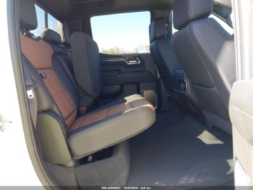 Chevrolet Silverado II 2023 Chevrolet Silverado 2023r., 4x4, 6.2L 6.2 Benzyna 420KM, zdjęcie 9