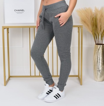 Глава СК01 ЖЕНСКИЕ СПОРТИВНЫЕ БРЮКИ XL