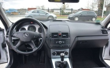 Mercedes Klasa C W204 Limuzyna 1.8 180 K 156KM 2008 Mercedes-Benz Klasa C 1.8B Kompresor 100 TYS KM Super Stan Sprowadzony Opl, zdjęcie 29