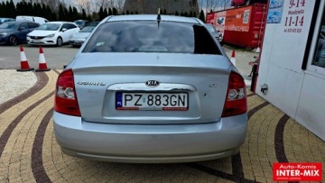 Kia Cerato Sedan 1.6 i 16V 105KM 2005 Kia Cerato Zarejestrowany Super stan 1.6 BenzynaLPG 105KM, zdjęcie 9