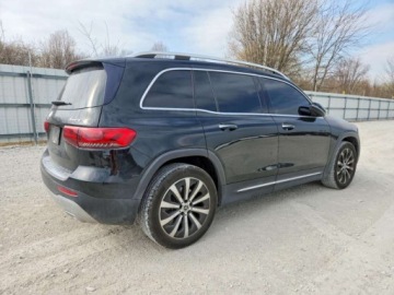 Mercedes GLB 2021 Mercedes-Benz GLB 2021 MERCEDES-BENZ GLB 250 4MATIC 2.0 Benzyna 221KM, zdjęcie 3