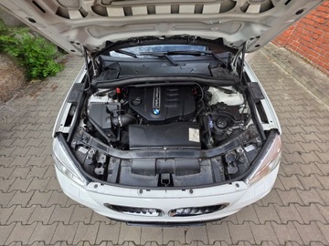 BMW X1 E84 Crossover Facelifting xDrive 18d 143KM 2013 BMW X1 E84 XDRIVE 4X4 XENON TEMPOMAT KLIMATRONIK NOWY ROZRZĄD, zdjęcie 4