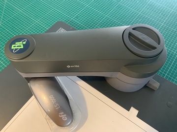 Robot X-Rite i1iO