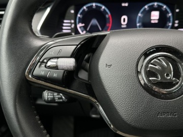 Skoda Octavia IV Liftback 1.5 TSI EVO 150KM 2023 Skoda Octavia 1.5TSI 150KM Style DSG l LED Matrix,, zdjęcie 18