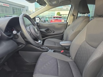 Toyota Yaris IV Hatchback 1.5 Hybrid Dynamic Force 116KM 2024 Toyota Yaris Hybrid 1.5 Style IV (2020-) Hybrid 1., zdjęcie 13
