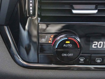 Nissan Qashqai III Crossover Facelifting 1.3 DIG-T MHEV 158KM 2025 Od ręki - N-Design Xtronic 1.3 DIG-T mHEV 158KM, zdjęcie 8