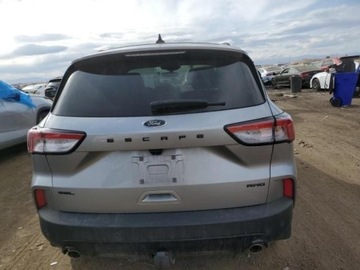 Ford Kuga III 2022 Ford Kuga sel, 2022r., 4x4, 2.0L 2.0 Benzyna 250KM, zdjęcie 5