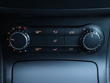 Mercedes Klasa B W246 Sports Tourer 180 BlueEFFICIENCY 122KM 2013 Mercedes B B 180, Automat, Skóra, Xenon, Bi-Xenon, zdjęcie 15