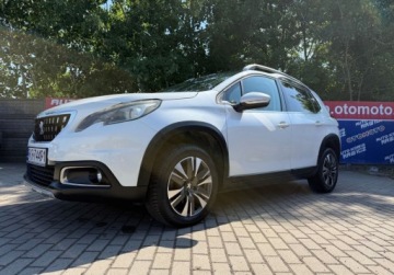 Peugeot 2008 I SUV Facelifting 1.2 PureTech 110KM 2017 Peugeot 2008 1.2 T NAVI Ledy Panorama dach 1.2 Benzyna 110KM, zdjęcie 17