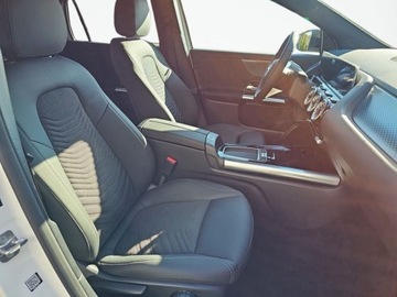 Mercedes GLA II Off-roader 1.3 180 136KM 2023 Mercedes-Benz GLA Mercedes-Benz GLA 180 1.3 Benzyna 136KM, zdjęcie 14