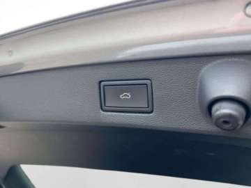 Volkswagen Arteon Fastback Facelifting 2.0 TDI 200KM 2022 Volkswagen Arteon 2.0TDI 200KM R-Line 4x4 DSG SerwisASO Acc Led Virtual Ha, zdjęcie 11