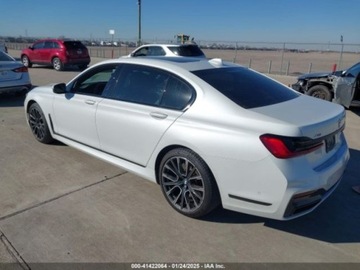 BMW Seria 7 G11-G12 2021 BMW Seria 7 50I XDrive 2021 4.4l 4.4 Benzyna 523KM, zdjęcie 4