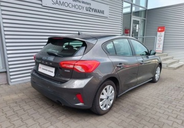 Ford Focus III Sedan Facelifting 1.5 TDCi 95KM 2018 Ford Focus 1.5 EcoBlue 95KM Trend SalonPL SerwsASO FV23 Gwarancja 1.5 95KM, zdjęcie 4