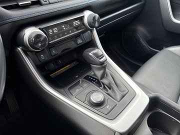 Toyota RAV4 V SUV 2.5 Hybrid Dynamic Force 222KM 2021 Toyota RAV4 2.5 Hybrid Selection 4x4 V (2018-) 2.5, zdjęcie 24