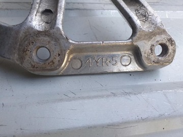 SET PODNÓŻEK YAMAHA FZS 600 FAZER