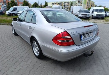 Mercedes Klasa E W211 2003 Mercedes-Benz Klasa E Mercedes-Benz Klasa E 2.7 Diesel 170KM, zdjęcie 3