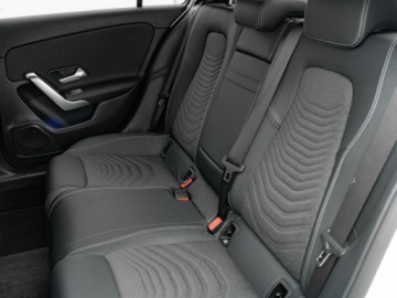 Mercedes Klasa A W177/V177 Sedan Facelifting 2.0 200d 150KM 2023 Mercedes A 200 GD8K603#200 d Progressive 8G-DCT, zdjęcie 21