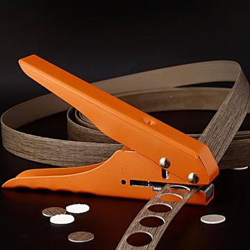 Дырокол на одно отверстие с регулируемой шкалой до 10 мм.