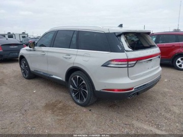 Lincoln Aviator 2024 Lincoln Aviator Reserve 2024 3.0L 3.0 Benzyna 400KM, zdjęcie 3