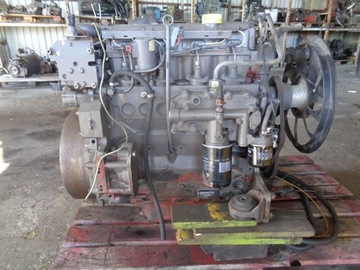 DEUTZ BF4M 1012E 4-цилиндровый дизельный двигатель